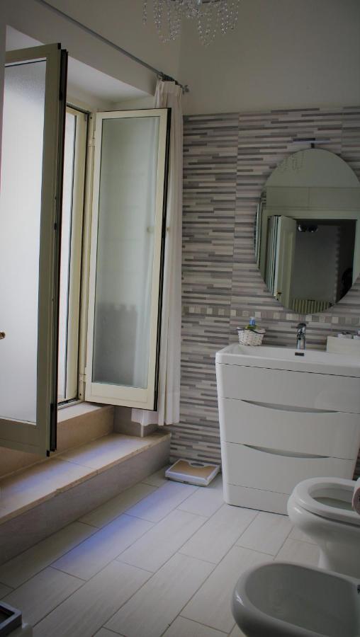 B E B La Fontana Del Carmine Appartement Lucera Buitenkant foto